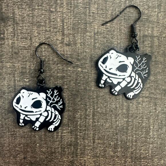 Skeleton Bulbasaur Earrings - Picture 2 of 2